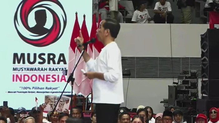 Jokowi di acara puncak Musra