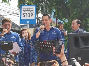 Demokrat Tiba di KPU, AHY Ajak Kader Nyanyi Bareng Andika Kangen Band