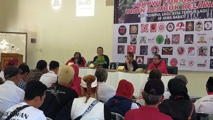 Konsolidasi Relawan Jokowi dan Ganjar di Bandung.