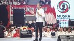 Momen Jokowi Terima Nama Capres-Cawapres Rekomendasi Musra