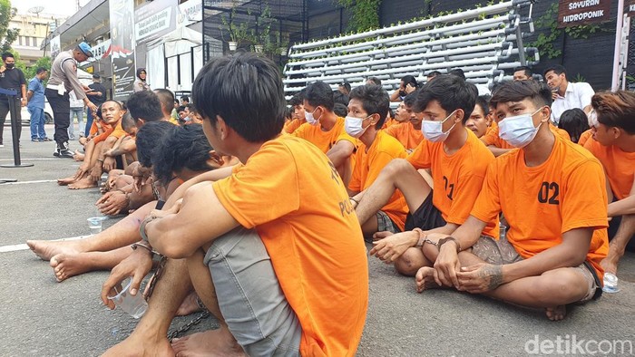 Para pelaku kejahatan diamankan Polrestabes Medan. (Foto: Goklas Wisely)