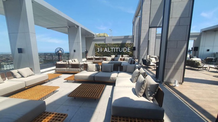 31 Altitude
