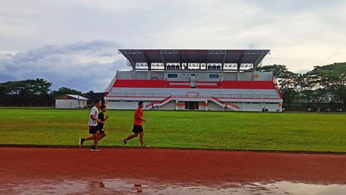 Stadion I Gusti Ketut Jelantik (IGKJ) di Kelurahan Padangkerta, Karangasem, Bali. (Foto: I Wayan Selamat Juniasa/detikBali)