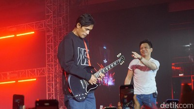 Penampilan Memukau Noah Saat Malam Mingguan di Surabaya
