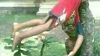 Orangnya tergantung. Foto: Twitter/kindashiny