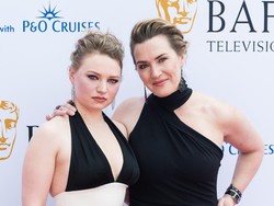 7 Potret Putri Kate Winslet, Berwajah Mirip dan Berprestasi Seperti Ibu