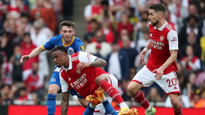 LONDON, ENGLAND - MAY 14: Gabriel and Jorginho of Arsenal win the ball during the Premier League match between Arsenal FC and Brighton & Hove Albion at Emirates Stadium on May 14, 2023 in London, United Kingdom. (Photo by Charlotte Wilson/Offside/Offside via Getty Images)