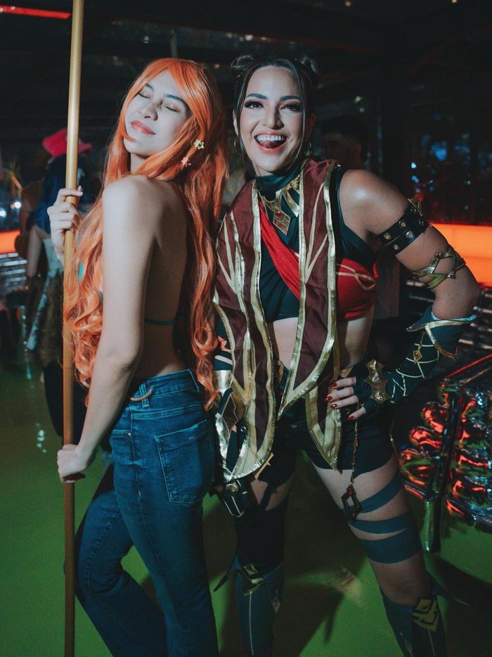 Cosplay Artis Cosplay