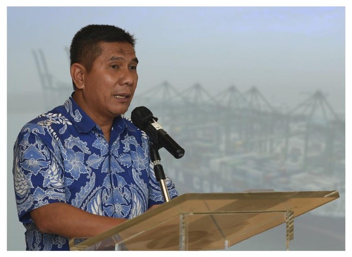 Direktur Utama Pelindo Arif Suharton