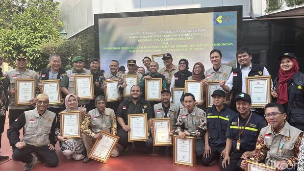 Dokter relawan gempa Turki Dokter relawan gempa Turki