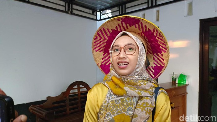 Galuh Widiasih Mustikasari bacaleg termuda Partai Golkar Blora.