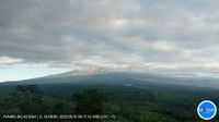 Gunung Semeru Keluarkan 61 Letusan Dalam 12 Jam