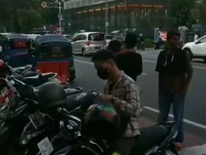 Sandi Berang Adanya Jukir Liar di Masjid Istiqlal