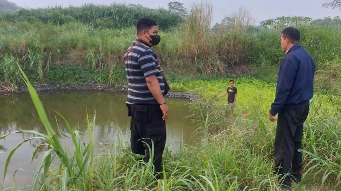 Lokasi korban tewas tenggelam di kolam bekas galian tambang di Sentolo, Kulon Progo, DIY, Senin (15/5/2023).