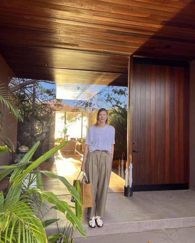 Wanita dengan tinggi 188 cm tersebut kini lebih sering menampilkan kehidupannya setelah tenis yang tak jarang glamour, termasuk dengan liburan mewah.Foto: Instagram @ mariasharapova