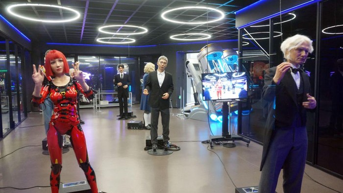DALIAN, CHINA - MARCH 15: Humanoid robots are seen at EX Future Science and Technology Museum on March 15, 2023 in Dalian, Liaoning Province of China. EX Future Science and Technology Museum in Dalian can create lifelike customizable robots by scanning human bodies. (Photo by VCG/VCG via Getty Images)