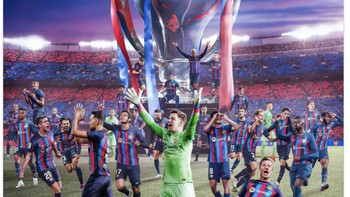 FC Barcelona memajang meme foto selebrasi mereka. Foto: Twitter