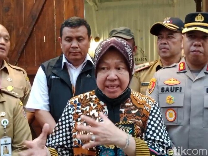 Menteri Sosial Tri Rismaharini usai menemui sejumlah korban pencabulan berbagai kasus di Batang, Senin (15/5/2023).