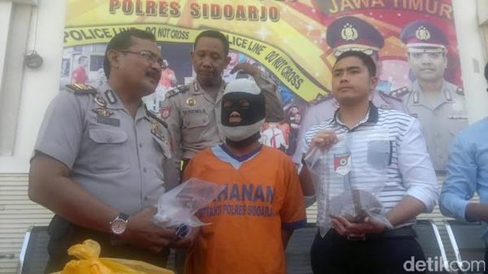 Yuda, pembunuhan Maimunah saat dihadirkan dalam press release di Mapolres Sidoarjo