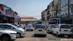 Penampakan Ruko Makan Jalan di Pluit yang Langgar Aturan, Segera Dibongkar?