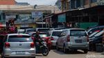 Penampakan Ruko Makan Jalan di Pluit yang Langgar Aturan, Segera Dibongkar?
