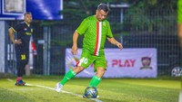 Walikota Jakarta Selatan, Munjirin bersama Pamong FC Pemkot Jakarta Selatan saat bertanding melawan kesebalasan LDII Jaksel. 