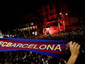 Luis Suarez Legenda Barcelona Meninggal