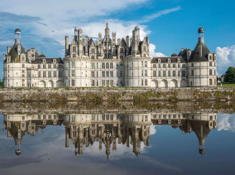 Potret Deretan Istana Terindah di Dunia