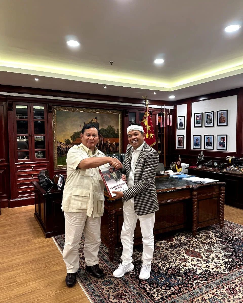 Prabowo dan Dedi Mulyadi. (dok. Instagram Dedi Mulyadi).