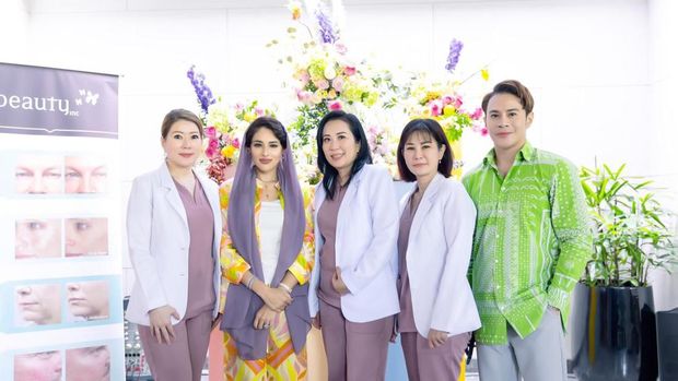 Putri Bahrain saat datang ke Indonesia.