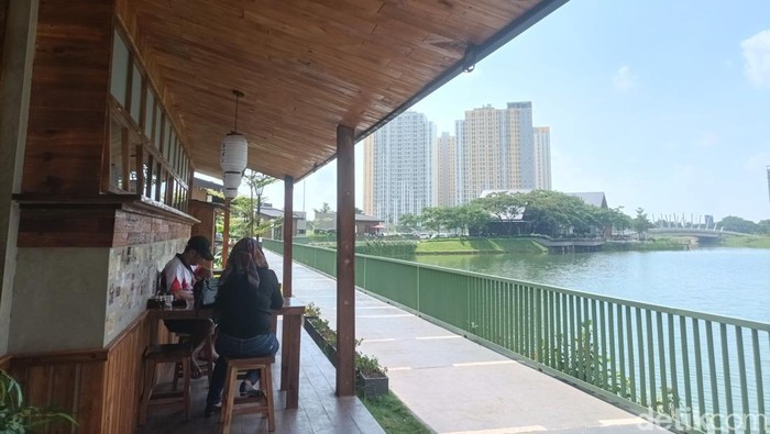 Ramen di Tepi Danau Bekasi