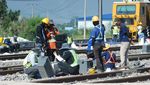 Sebelum Uji Coba Kereta Cepat, Jalur KCJB Dilintasi Kereta Ini