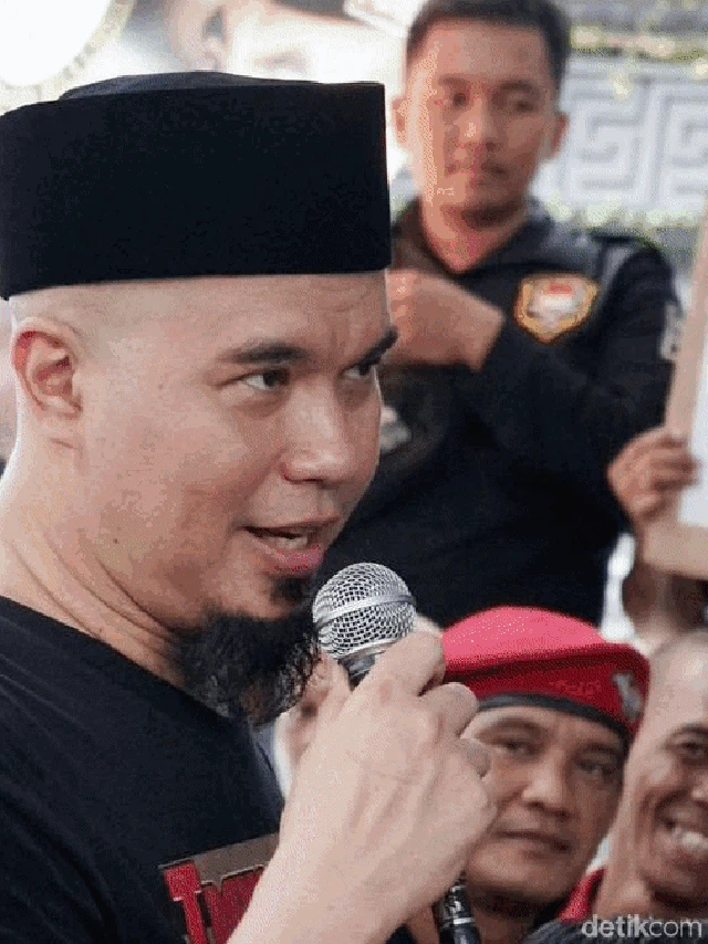 Pertarungan Artis Berebut Kursi Senayan