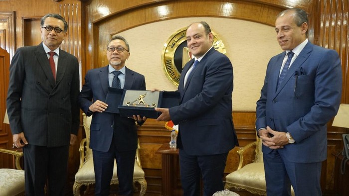 Mendag Zulhas dan Mendag Mesir Ahmed Samir Saleh menandatangani MoU Pembentukan Komite Perdagangan Bersama atau Joint Trade Committee (JTC).