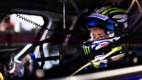 Valentino Rossi mampu finis kedua di balapan kedua bersama rekan setimnya Maxime Martin. Itu adalah podium GTWC pertama untuk Rossi di musim keduanya dan juga mewakili hasil balapan terbaiknya dengan BMW M4 GT3. Foto: Brecht Decancq Photography via BMW Pressclub