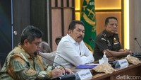 Kejaksaan Agung bersama Badan Pengawasan Keuangan dan Pembangunan (BPKP) menghitung kerugian keuangan negara kasus korupsi tersebut mencapai Rp 8,32 triliun.