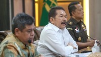 Menurut Ateh, dalam proses menghitung kerugian keuangan negara, BPKP melakukan audit, verifikasi pihak terkait, dan observasi fisik beberapa lokasi, termasuk mempelajari pendapat ahli.