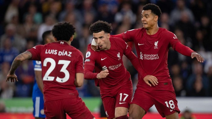 LEICESTER, ENGLAND - MAY 15: Curtis Jones of Liverpool celebrates scoring his second goal with team mates Cody Gakpo and Luis Diaz during the Premier League match between Leicester City and Liverpool FC at The King Power Stadium on May 15, 2023 in Leicester, United Kingdom. (Photo by Joe Prior/Visionhaus via Getty Images)