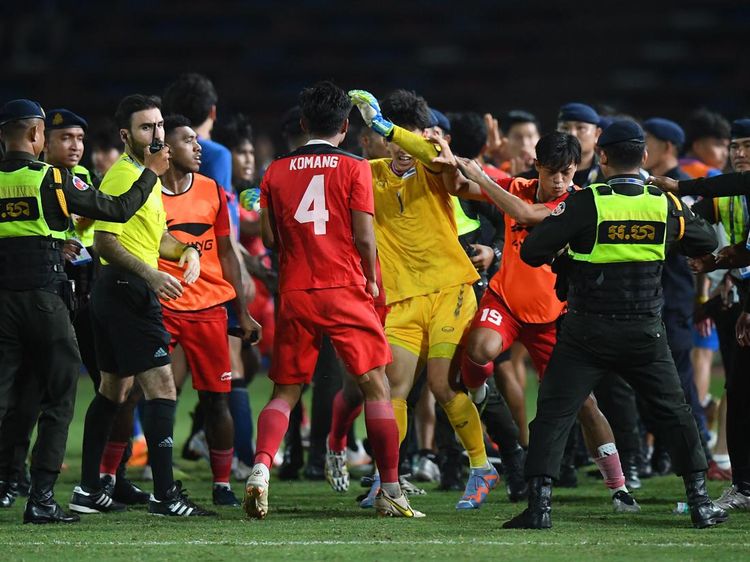 Momen Baku Hantam Indonesia Vs Thailand
