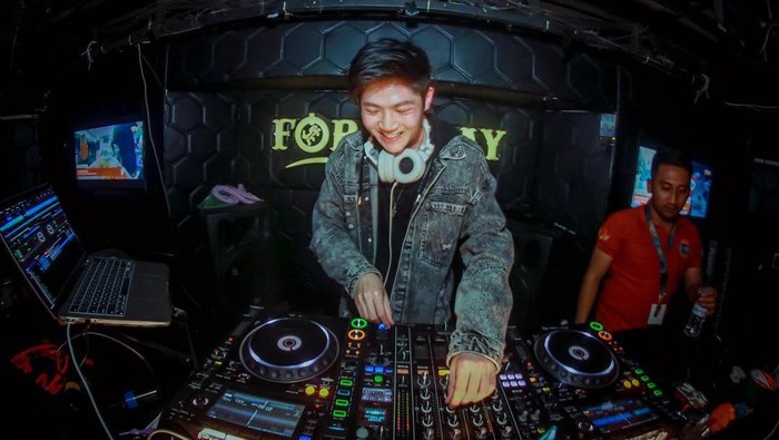 Calvin Lorenza