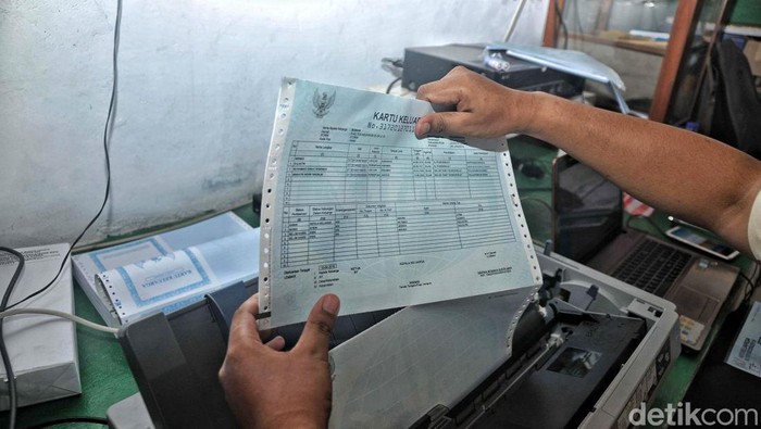 Panduan Langkah-demi-Langkah untuk Mendapatkan Kartu Keluarga Baru Pasca Kehilangan Kepala Keluarga