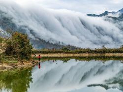 Foto-foto Refleksi Bentang Alam yang Indahnya Kebangetan