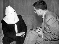 Foto Jadul yang Aneh, Ceritanya Pun Mengejutkan