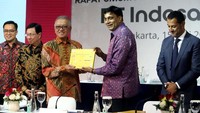 Indosat Ooredoo Hutchison (Indosat atau Perseroan, IDX: ISAT) membagikan dividen tunai dari laba bersih tahun buku 2022 sebesar Rp 2.061.627.746.488, 43.6% dari laba bersih atau atau setara dengan Rp255,7 per saham kepada para pemegang saham.