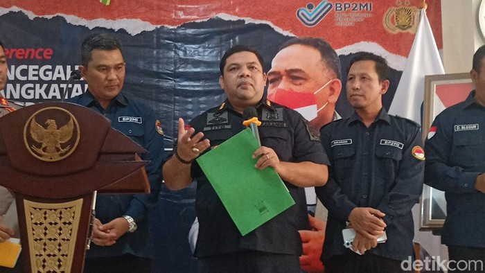 Kepala Kantor Imigrasi Kelas I Khusus TPI Soekarno-Hatta, Muhammad Tito Andrianto (Adrial Akbar/detikcom)