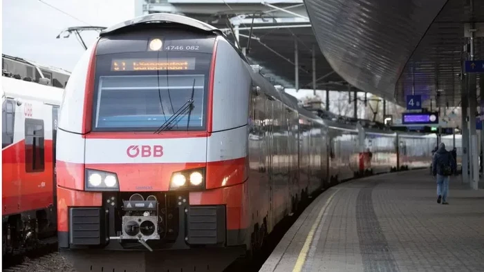 Kereta di Austria