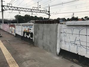 Pelintasan Liar di Jatinegara Ditutup, Warga Minta Dibangun JPO
