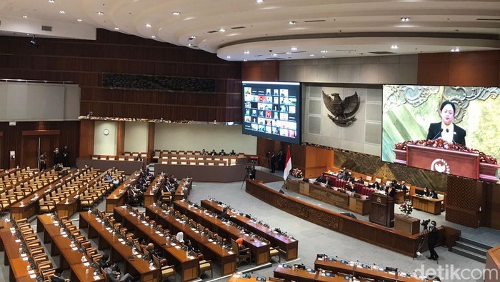 Puan Maharani pidato di Pembukaan Masa Sidang V tahun 2022-2023.