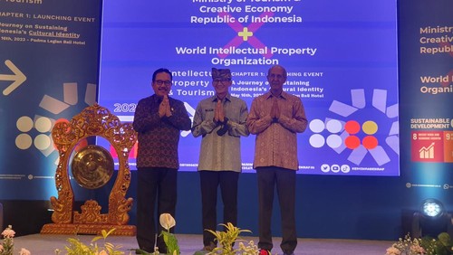 Kemenparekraf dan WIPO meresmikan pilot project (Intellectual Property & Tourism) untuk Bali di Padma Legian Resort, Kuta, Badung, Selasa (16/5/2023). (Ronatal Siahaan/detikBali)