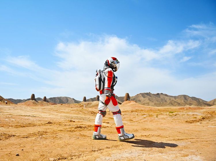 Serunya Bermain di Planet Mars Buatan China
